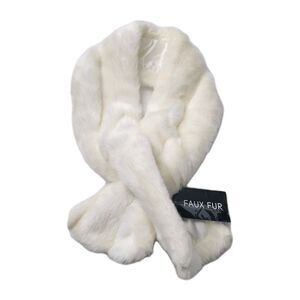 Faux Fur Pull Thru Scarf Stole Satin Lined Arctic Fox 40" x 5"